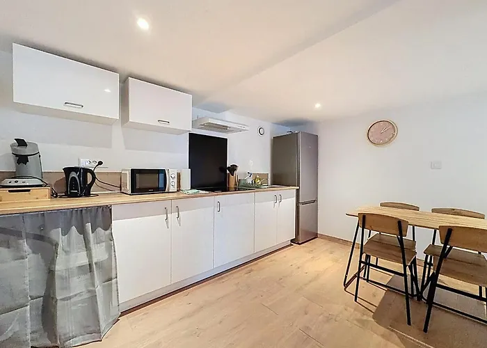 Apaprtement 6 Personners Centre Apartment *